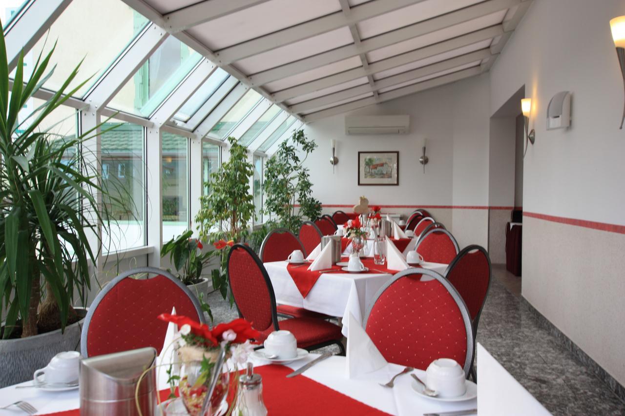 Hotel Buergerhof Hohenstein-Ernstthal Eksteriør billede