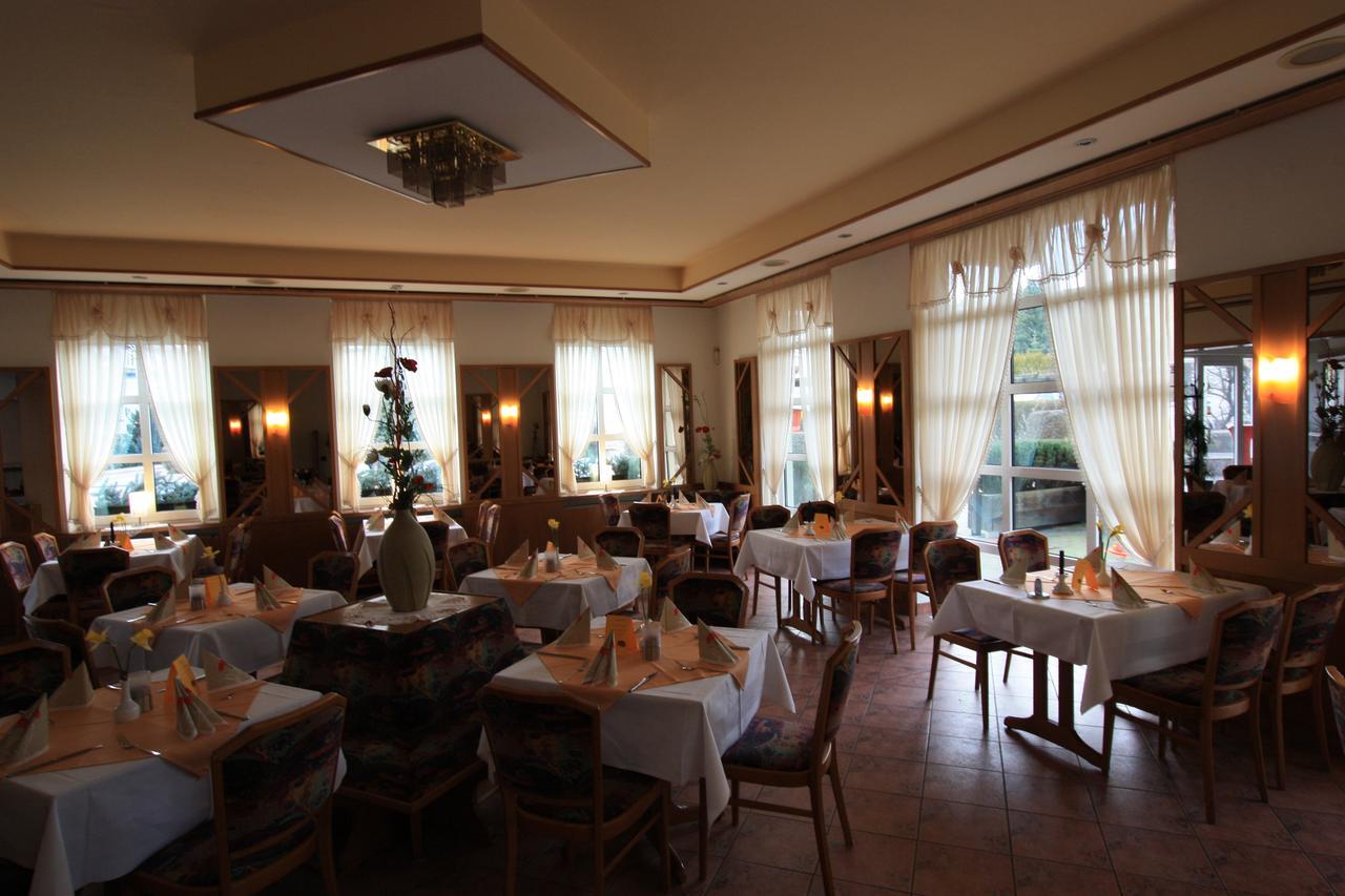 Hotel Buergerhof Hohenstein-Ernstthal Eksteriør billede