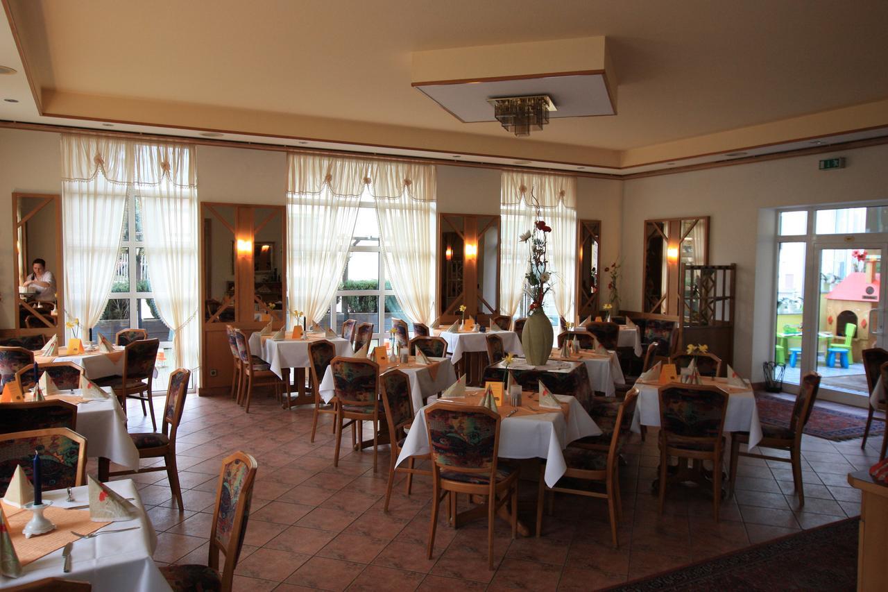 Hotel Buergerhof Hohenstein-Ernstthal Eksteriør billede