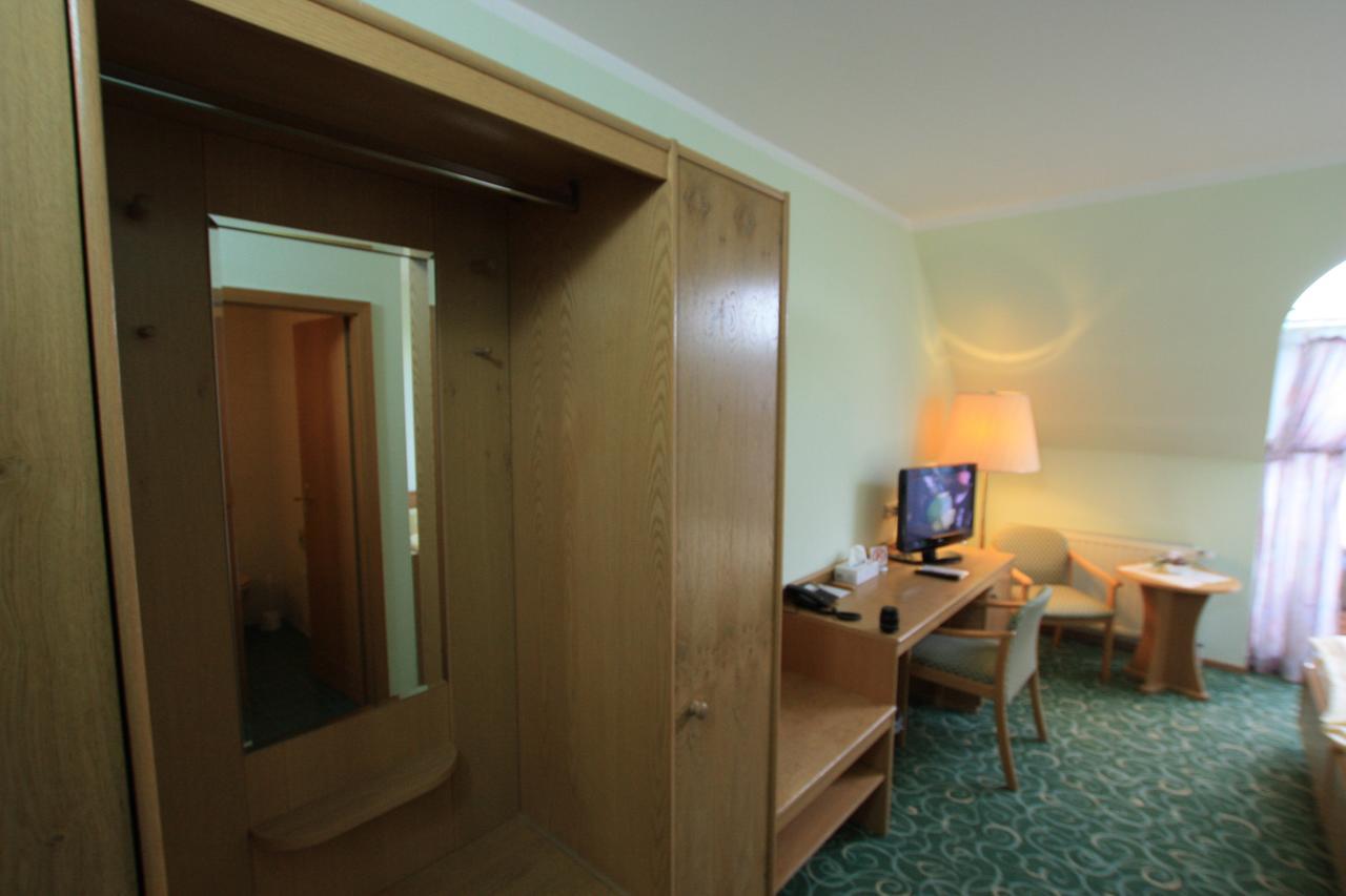 Hotel Buergerhof Hohenstein-Ernstthal Eksteriør billede